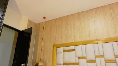 Snapshot of tamara_sanz1 chatting on July 22, 11:02 am online show from July 22, 11:02 am