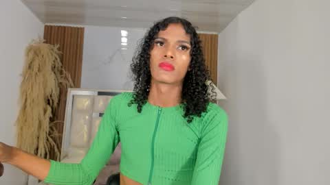  T A M A R A  online show from November 7, 8:20 pm