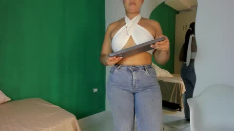 tamaraa online show from November 8, 12:16 pm