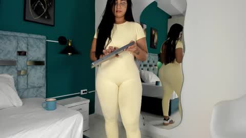 tamaraa online show from November 25, 12:16 pm