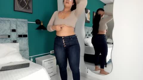 tamaraa online show from December 19, 12:12 pm