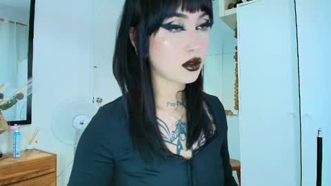 Snapshot of tamaracampell chatting on April 27, 2:59 pm Cami 3 online show from April 27, 2:59 pm