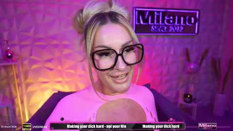 Snapshot of tamaramilano chatting on March 5, 9:27 am TamaraMilano online show from March 5, 9:27 am