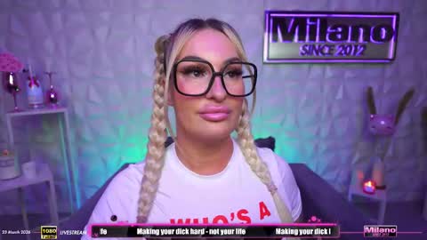 Snapshot of tamaramilano chatting on March 23, 8:51 am TamaraMilano online show from March 23, 8:51 am