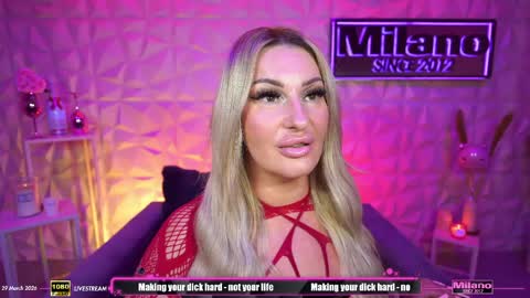 Snapshot of tamaramilano chatting on March 29, 8:14 am TamaraMilano online show from March 29, 8:14 am