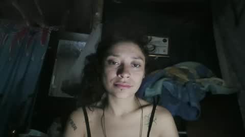 Snapshot of tamaranauthyy chatting on April 24, 9:28 pm tamaranauthyy online show from April 24, 9:28 pm