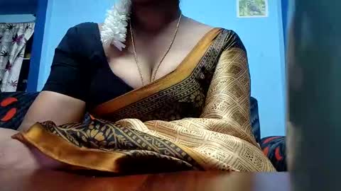 Snapshot of tamilmadhi520 chatting on January 18, 6:44 pm tamilmadhi520 online show from January 18, 6:44 pm