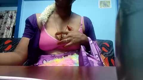 Snapshot of tamilmadhi520 chatting on February 20, 5:57 pm tamilmadhi520 online show from February 20, 5:57 pm