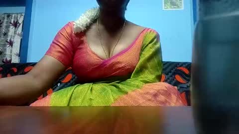 Snapshot of tamilmadhi520 chatting on February 26, 5:45 pm tamilmadhi520 online show from February 26, 5:45 pm