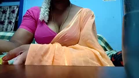 Snapshot of tamilmadhi520 chatting on July 23, 5:27 am tamilmadhi520 online show from July 23, 5:27 am