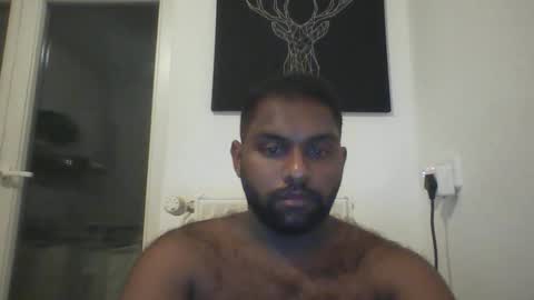 tamilpaiyan09 online show from April 5, 8:50 pm