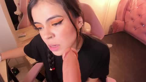 TAMMY  online show from February 26, 8:37 am