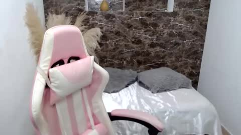 tammycooperr online show from January 26, 9:08 am