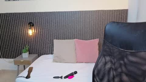 Tammy Lynn online show from April 1, 12:06 pm