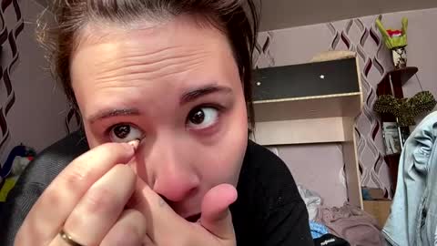 Snapshot of tandykuligowski chatting on April 15, 12:01 pm Marry online show from April 15, 12:01 pm