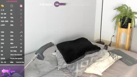 Tanisha online show from October 30, 6:26 am