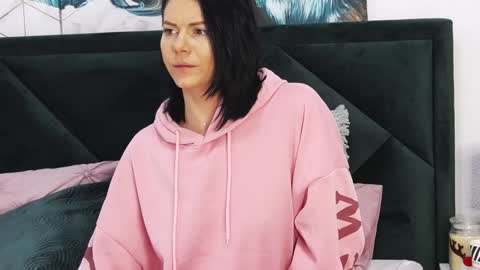 Snapshot of taniyagrey chatting on January 9, 7:31 am tanyaGrey online show from January 9, 7:31 am