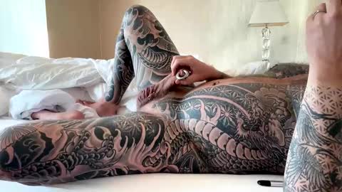 Snapshot of tankguyusa chatting on December 20, 12:51 am Tank Guy online show from December 20, 12:51 am