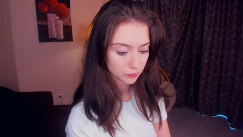 Anna online show from May 16, 10:36 am