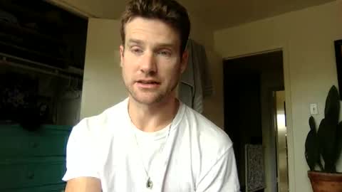 Dr. Love online show from January 13, 6:02 pm