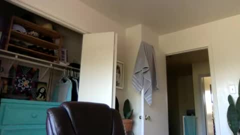 Dr. Love online show from February 24, 4:27 pm