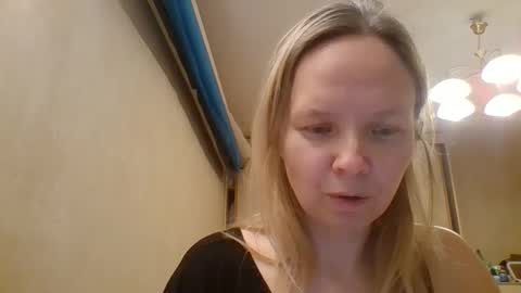 Snapshot of tanystar chatting on November 21, 2:05 pm tanystar online show from November 21, 2:05 pm