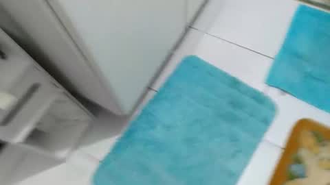 Snapshot of taradoooo26 chatting on February 28, 10:11 pm taradoooo26 online show from February 28, 10:11 pm