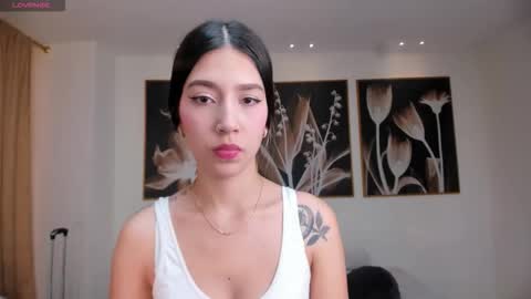 Tara Lawrence online show from November 22, 2:43 am