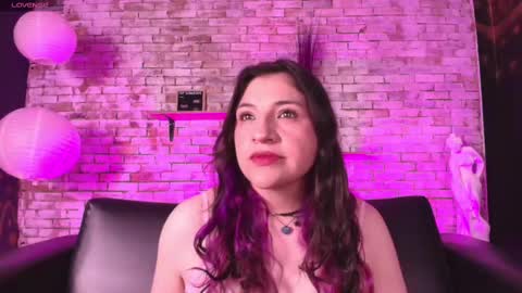 Tara online show from November 15, 7:10 pm