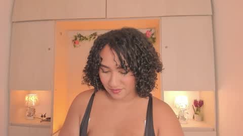  T A R A  online show from October 22, 4:24 am