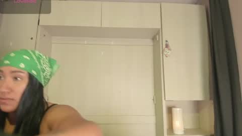 Snapshot of tarawiilson_ chatting on July 10, 8:33 pm T A R A online show from July 10, 8:33 pm