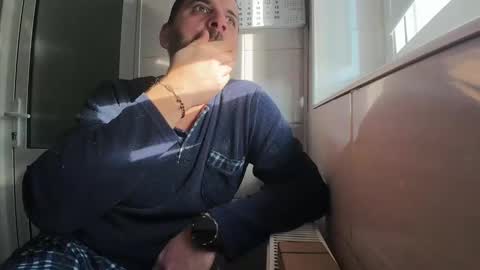 tarkan198 online show from January 11, 8:00 am