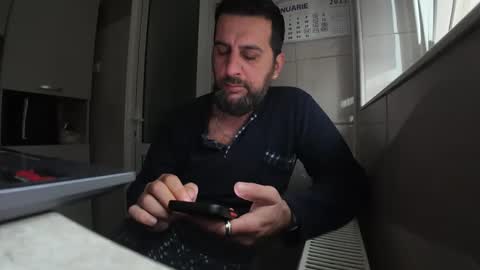 tarkan198 online show from February 1, 8:08 am