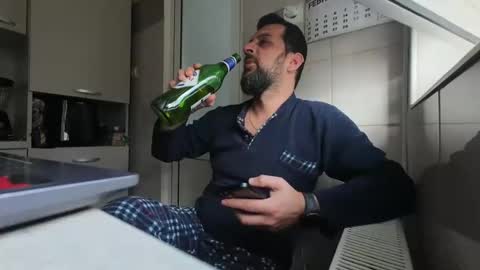 tarkan198 online show from February 6, 11:10 am