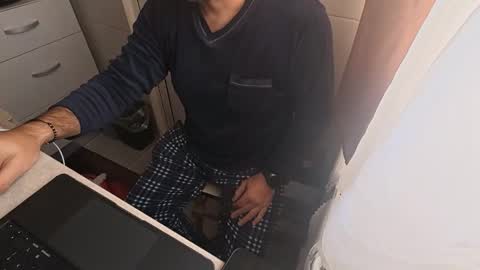 tarkan198 online show from November 21, 8:57 am