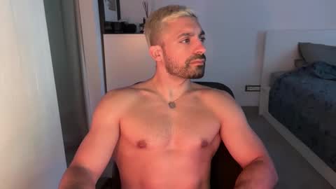 tarquit8 online show from September 14, 5:28 am