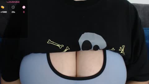 tarrant_ online show from January 5, 10:40 pm