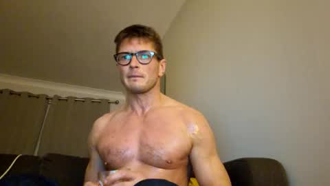 Snapshot of tartankingofscots chatting on December 3, 8:07 pm tartankingofscots online show from December 3, 8:07 pm