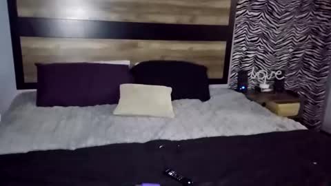 Snapshot of tarzansheadqueen chatting on September 10, 7:52 am tarzansheadqueen online show from September 10, 7:52 am