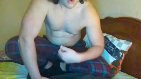 TarzanWild68 online show from December 2, 11:18 pm