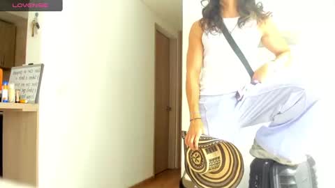 Snapshot of tarzanylobo chatting on February 3, 2:34 pm Tarzan online show from February 3, 2:34 pm