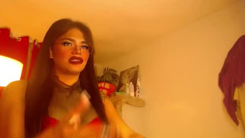 tashaa online show from November 10, 5:56 pm