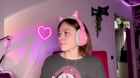 Darlin online show from May 9, 10:04 pm