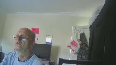 Snapshot of taslicks0739 chatting on October 5, 1:20 pm Tas online show from October 5, 1:20 pm