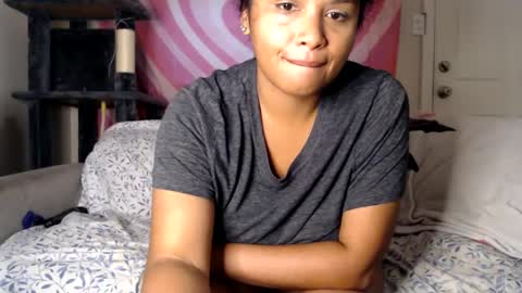 Snapshot of tasteekitty chatting on September 28, 1:44 am Tastee Kitty online show from September 28, 1:44 am