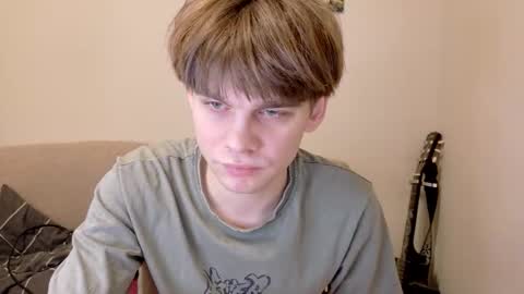 tasteithorny online show from April 1, 1:50 am