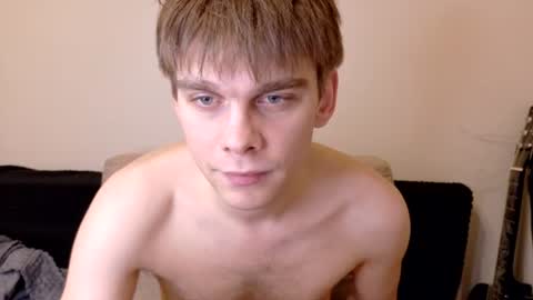 Snapshot of tasteithorny chatting on June 16, 8:33 pm tasteithorny online show from June 16, 8:33 pm
