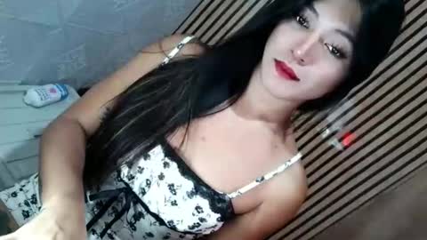   online show from November 3, 2:18 pm