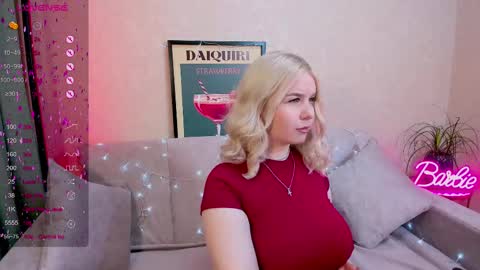 Snapshot of tasty__booty chatting on February 28, 1:37 am Ann online show from February 28, 1:37 am