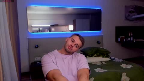 My shows 2100500 UTC3 online show from January 10, 10:36 pm